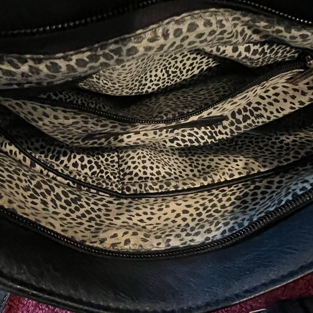 Sole Society EUC black Fringe Faux Leather Crossbody - Picture 4 of 10